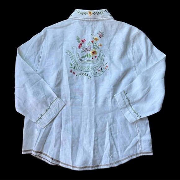 Carole Little White Shirt with Colorful Floral Embroidery - NWOT - Picture 3 of 5